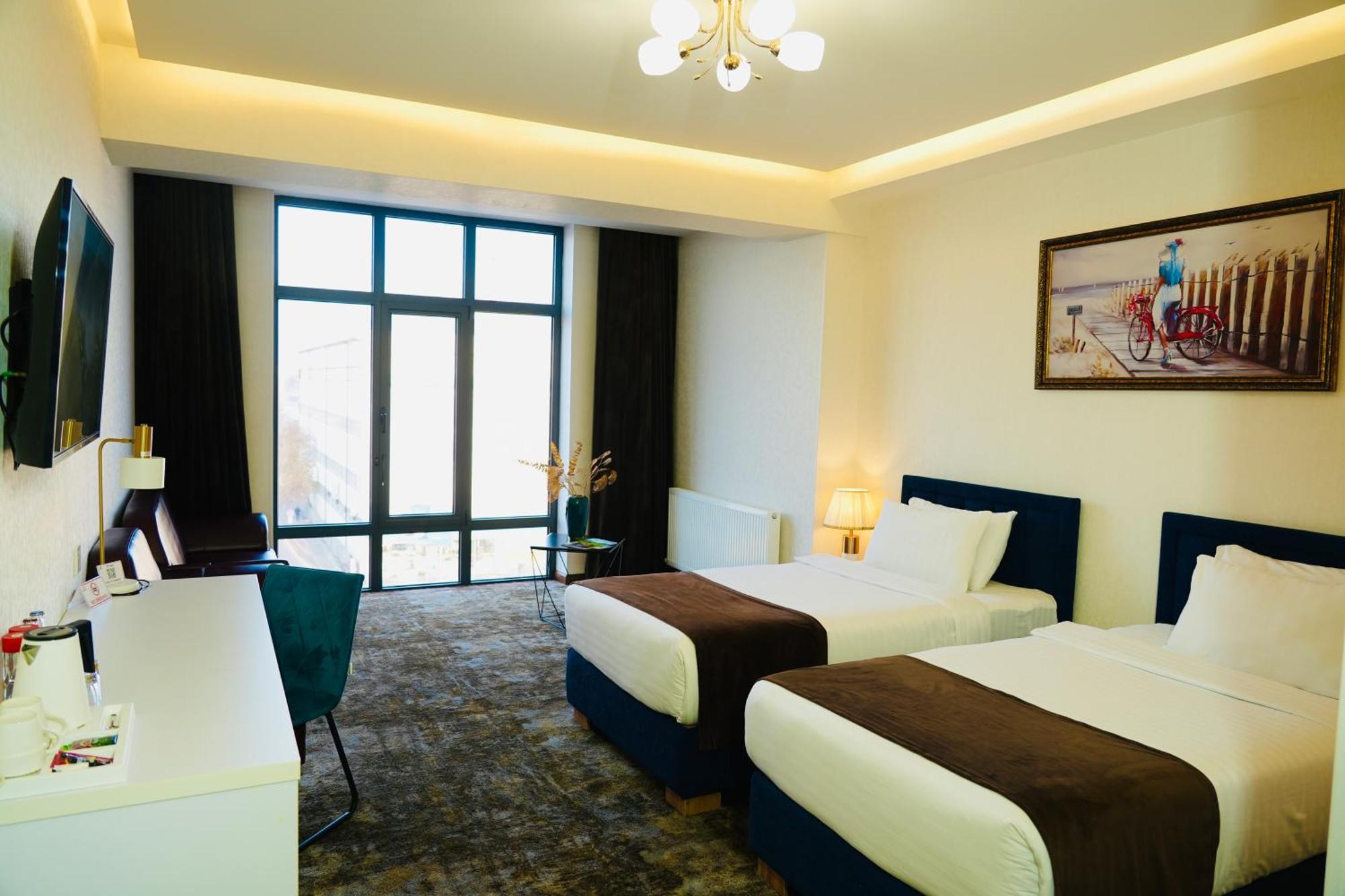Garnet Mir Hotel Tashkent Exterior photo